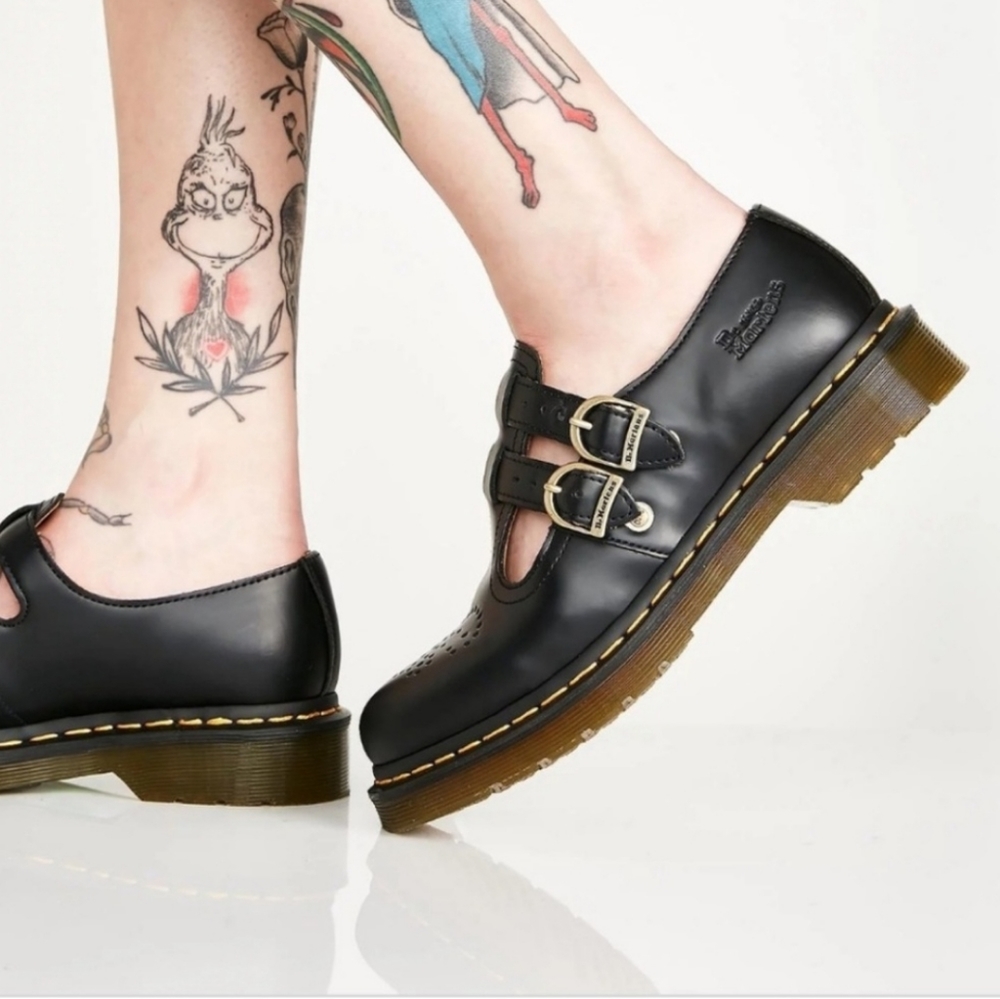 Black MaryJane Dr. Doc Martens Size US 6